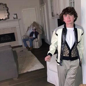 Meet your Posher, Graham